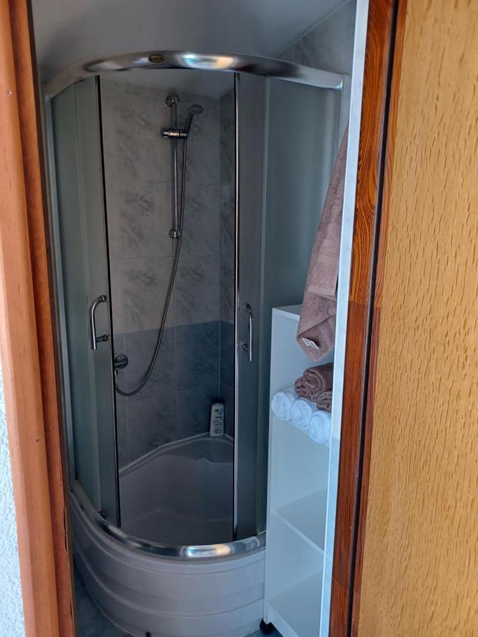 Apartmani Jakovljevic Murter Exteriör bild
