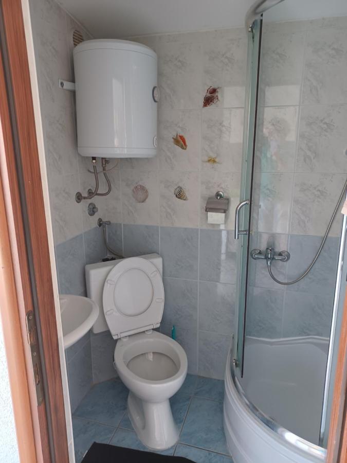 Apartmani Jakovljevic Murter Exteriör bild